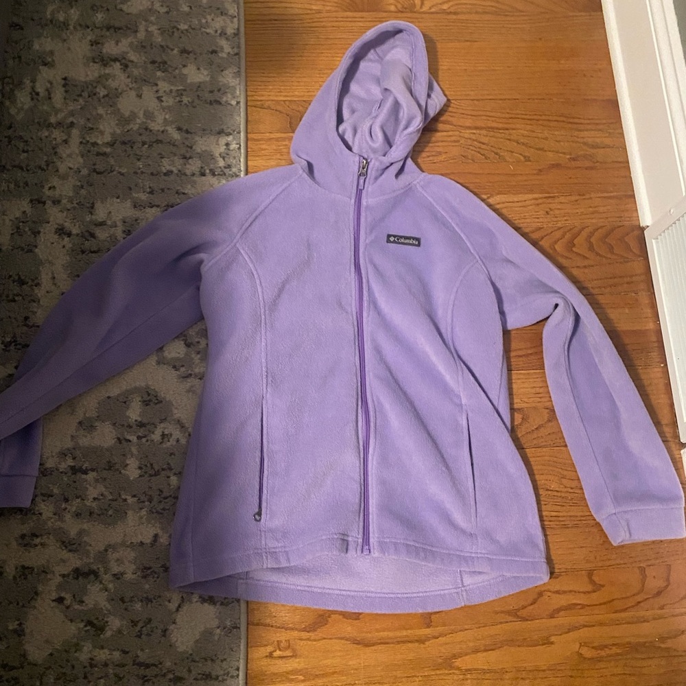 Columbia sweatshirt